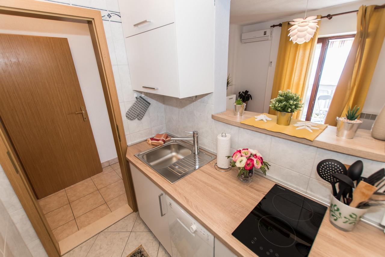 Seaview Apartment Slavica เบรลา ภายนอก รูปภาพ