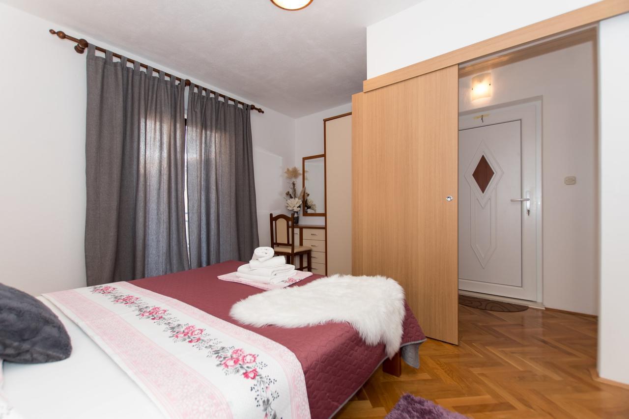 Seaview Apartment Slavica เบรลา ภายนอก รูปภาพ