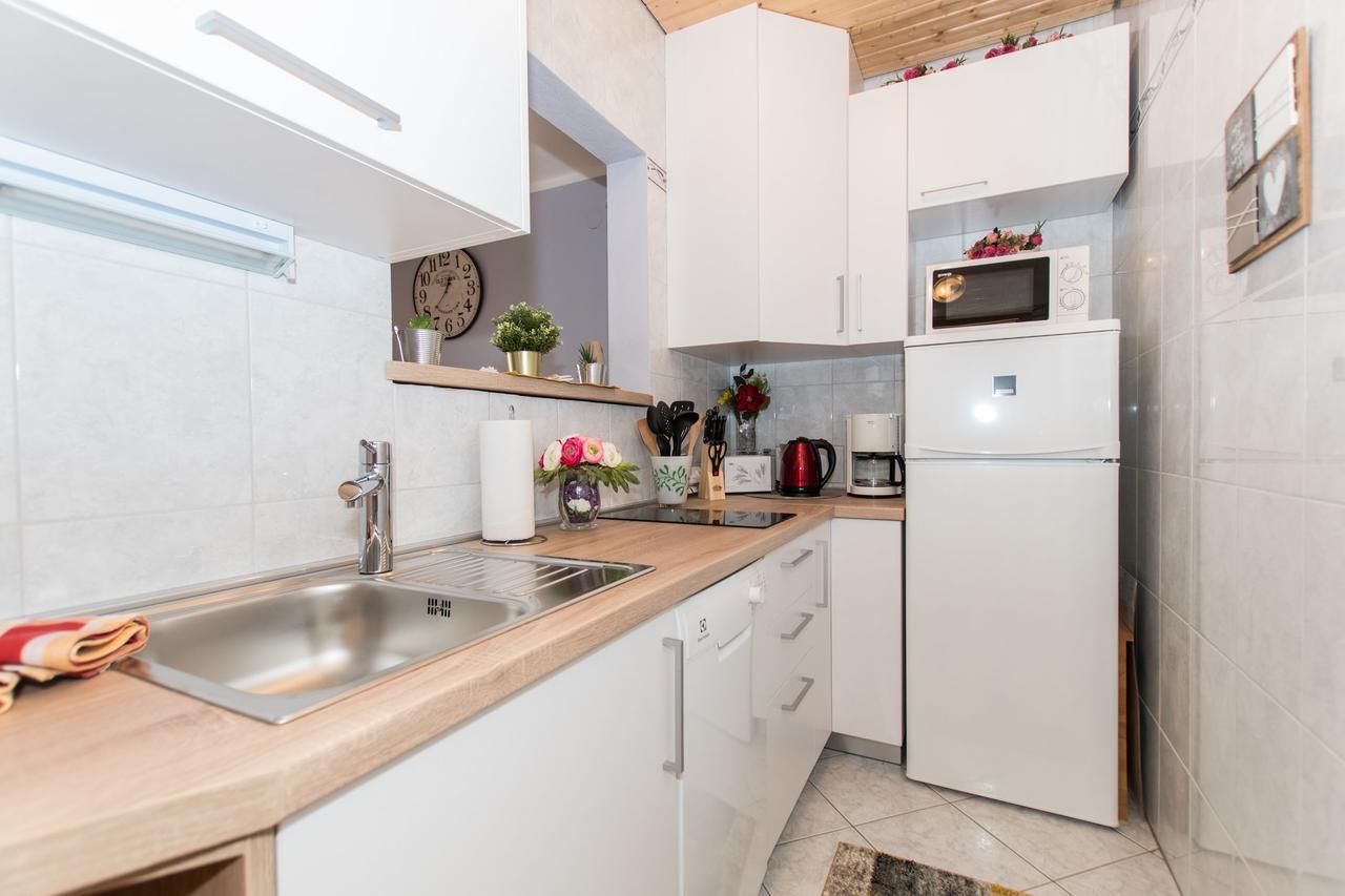 Seaview Apartment Slavica เบรลา ภายนอก รูปภาพ