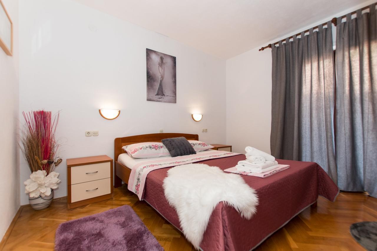 Seaview Apartment Slavica เบรลา ภายนอก รูปภาพ